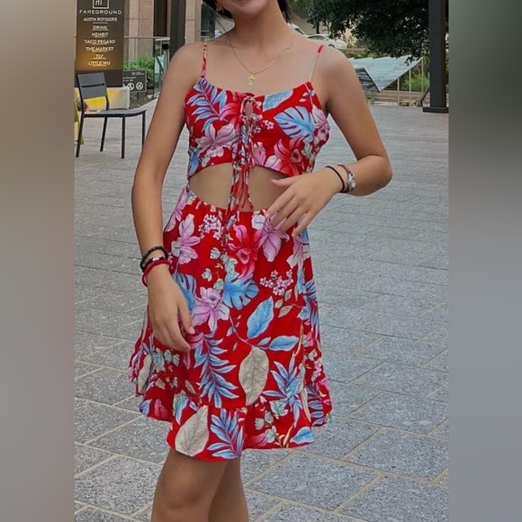 Forever 21 Dresses & Skirts - Forever 21 Floral Dress